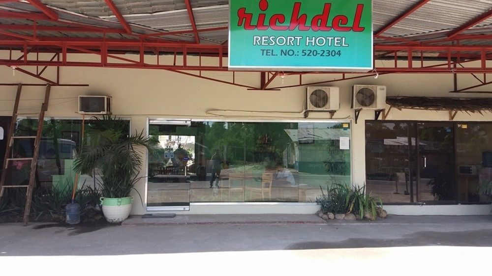 Richdel Hotel Resort Lapu-Lapu City Exterior photo