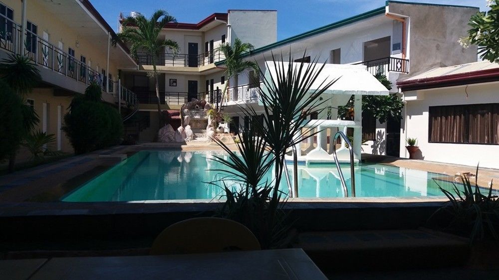 Richdel Hotel Resort Lapu-Lapu City Exterior photo